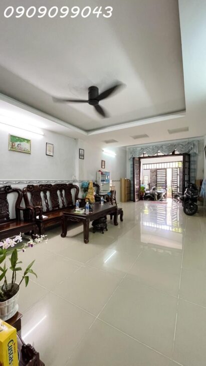 Bán nhà mặt phố Tân Thới Nhất, Q12, 75m², 4 tầng, 4PN, sổ hồng 7.2 tỷ. LH: 0909099043