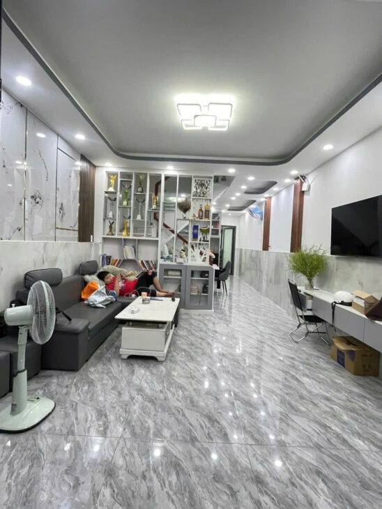 🔥 THUẬN AN CƯ – CẠNH QUẬN 7 – NGANG 4M DÀI 19M-HƠN 4 T.Ỷ CÓ NGAY NHÀ 4PN – SHR – HOÀN CÔNG ĐỦ