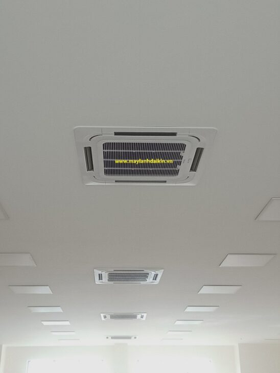 Máy Lạnh Âm Trần Daikin FCC60AV1V/RC60AGV1V