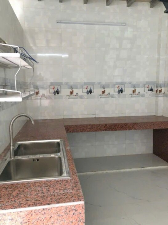 NHÀ 2 MT HẺM XE HƠI NGUYỄN VĂN QUÁ – 80M2 VUÔNG A4 – GIÁ CHỈ 4 TỶ Ở NGAY