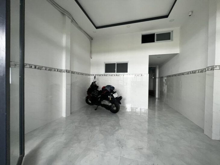 Nhà phố đối diện Vạn Phúc City – 62m2 – Chỉ 5T – khu vực có nhiều chung cư, tiện ích đầy đủ
