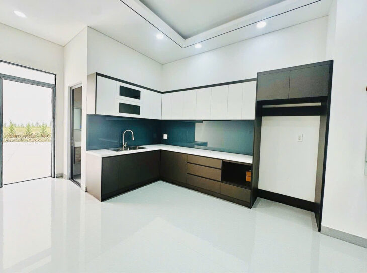 Nhà phố đẹp giáp Tam Bình- 2MT(trước,sau) – 3 Tầng – 62m2 – Nhỉnh 5T – Đường xe tải tránh – KDC
