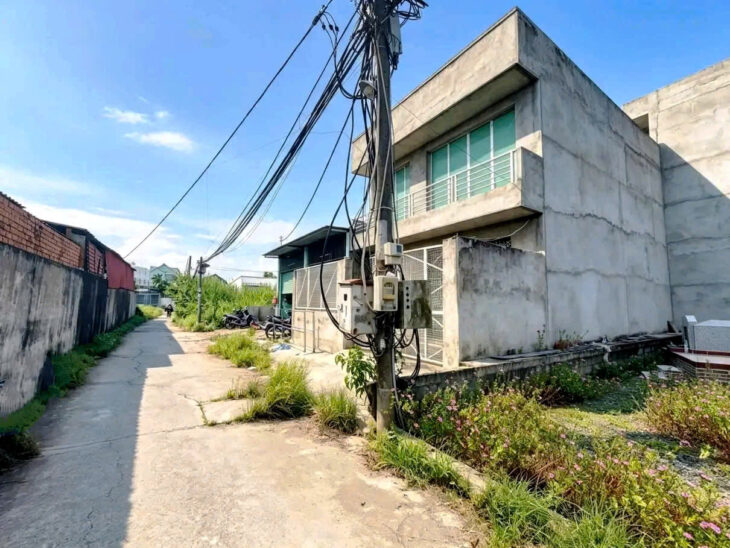 CẦN BÁN 249M2 NHÀ 1 TẤM HẺM XE HƠI TÂN QUÝ TÂY