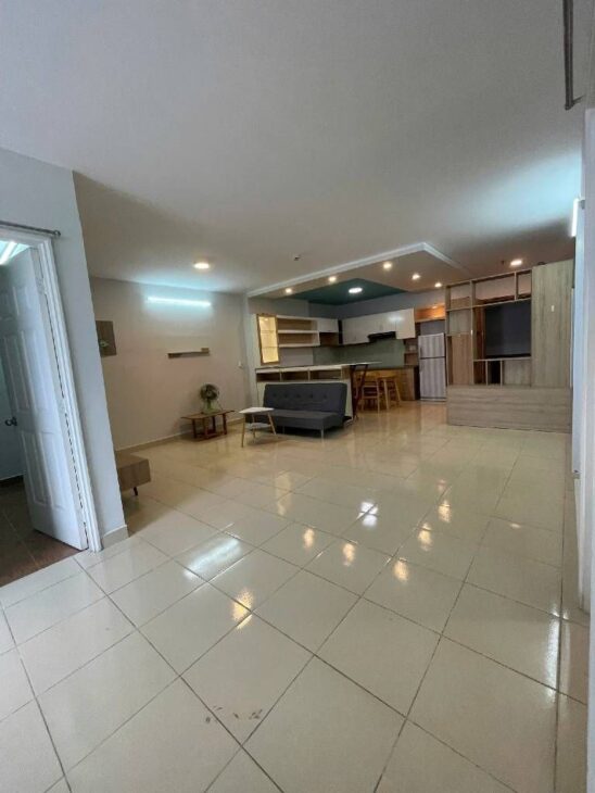 Bán Căn hộ vị trí đẹp tại Khu ẩm thực Tô Hiệu, Tân Phú. Diện tích 50 m², kết cấu 1 tầng chắc chắn