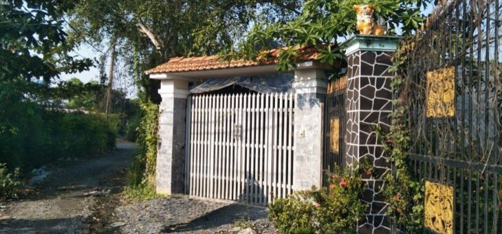 CẦN BÁN 2193M2 NHÀ VƯỜN SẴN CÓ ĐẤT THỔ CƯ HẺM XE HƠI CẦN BÁN 2193M2 NHÀ VƯỜN SẴN CÓ ĐẤT THỔ CƯ HẺM XE HƠI