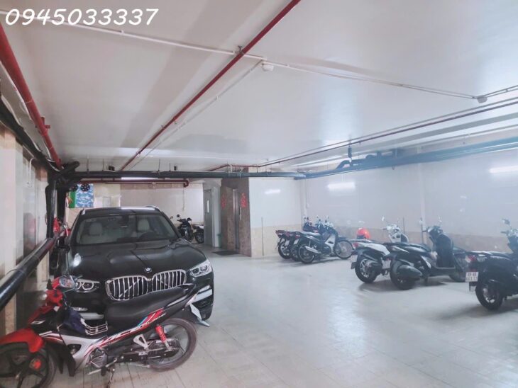 BÁN CHDV MẶT TIỀN CAO THỊ CHÍNH Q7 – 200M2 – 8M x 25M – 8 TẦNG THANG MÁY – GIÁ 58 TỶ