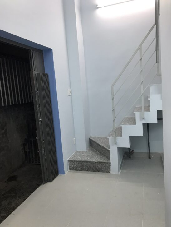 Nhà nhỏ nguyên căn gần cầu chữ Y