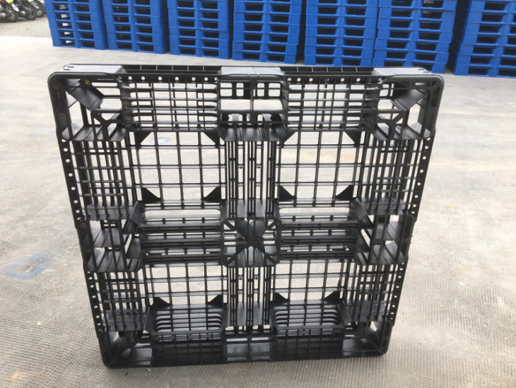 Pallet Nhựa Xuất Khẩu Màu Đen: 6 Kích Thước Và Cách Chọn