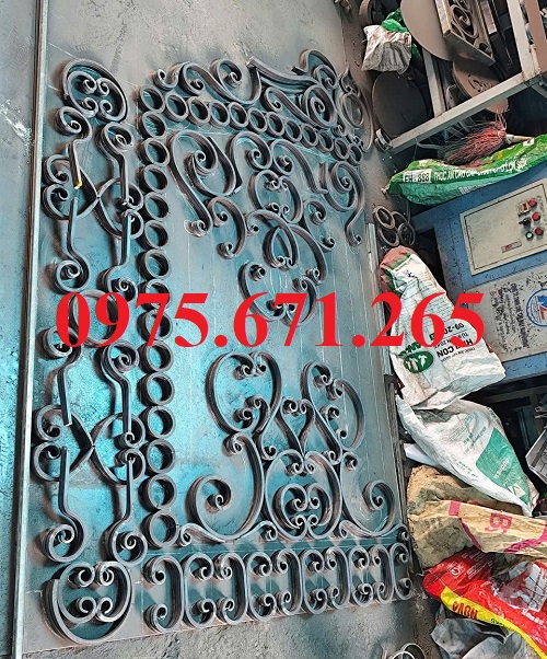 Xưởng xếp bộ sắt mỹ thuật theo mẫu, nhận đơn số lượng lớn