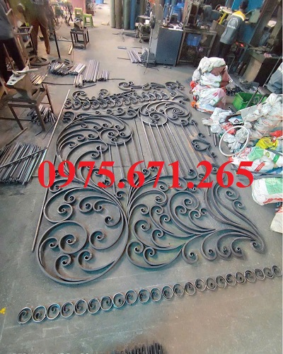 Xưởng sản xuất xếp bộ sắt mỹ thuật giá tốt tận gốc Xưởng sản xuất xếp bộ sắt mỹ thuật giá tốt tận gốc